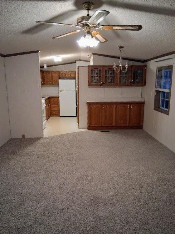 Foto del edificio - 611 W Matthews St