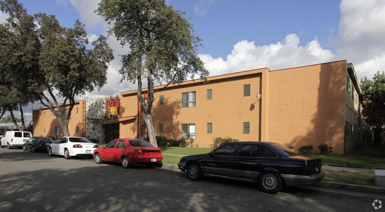 Foto principal - 1324 S Orange Ave