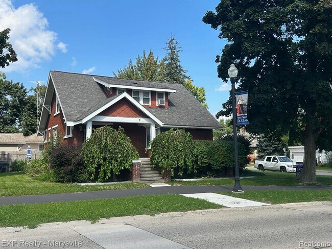 Foto del edificio - 504 Clinton Ave