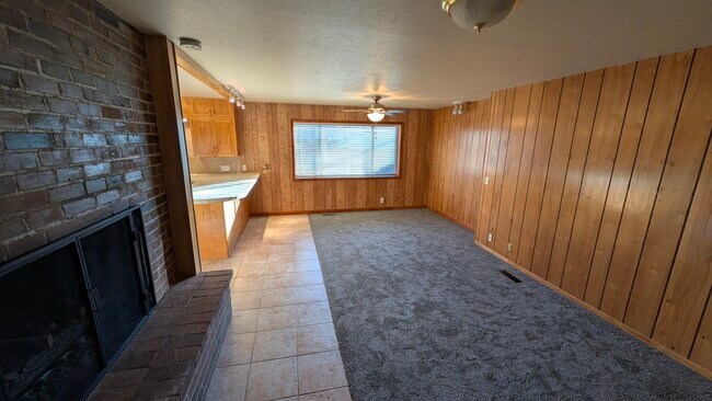 Foto del edificio - 429 S 1300 E