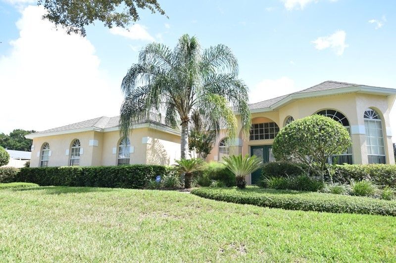 Primary Photo - 209 Southern Magnolia Ln