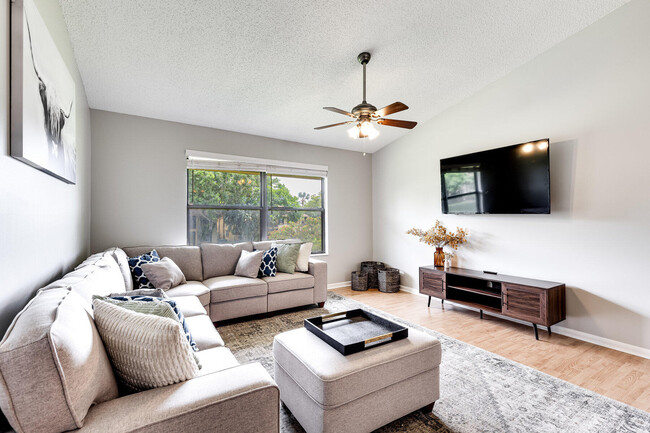 Foto del edificio - 13065 Albright Ct