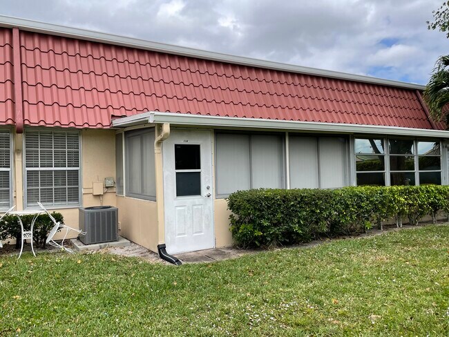 Building Photo - 118 Amherst Ln