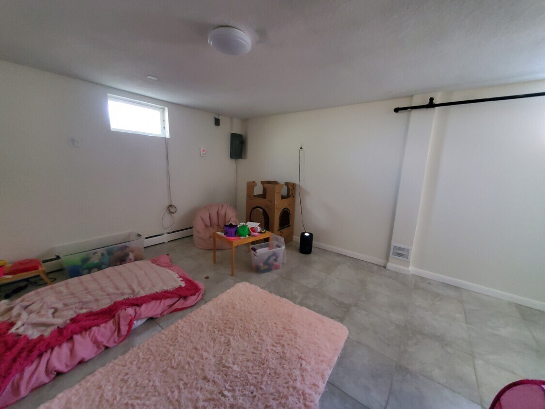 Primary Photo - 20 Mossdale Rd