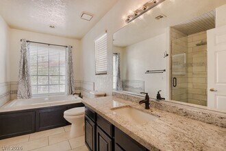 Building Photo - 912 Portulaca Ct