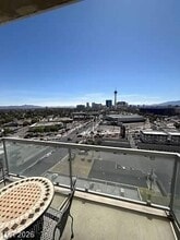 Building Photo - 900 S Las Vegas Blvd