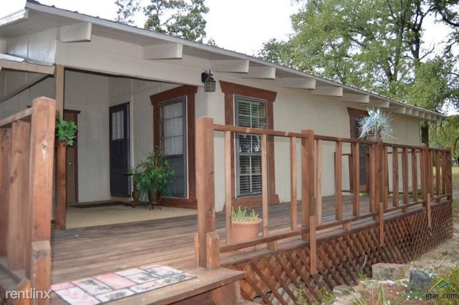 Building Photo - 1 br, 1 bath House - 133 N Main Street
