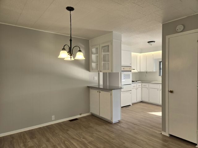 Foto del edificio - 315 50th Avenue Plaza W