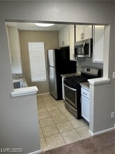Building Photo - 4805 Nara Vista Way