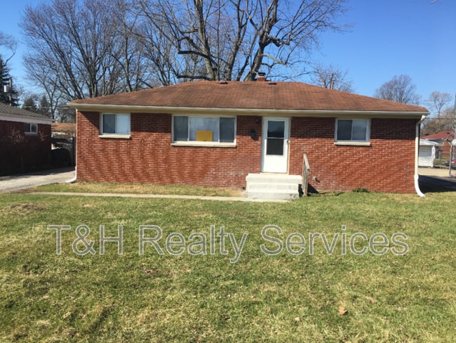 Building Photo - 3814 N Arlington Ave