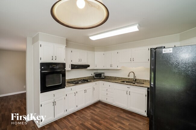 Foto del edificio - 2706 Northampton Dr