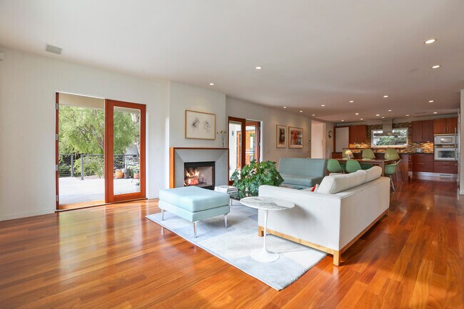 Building Photo - 217 Ashland Ave