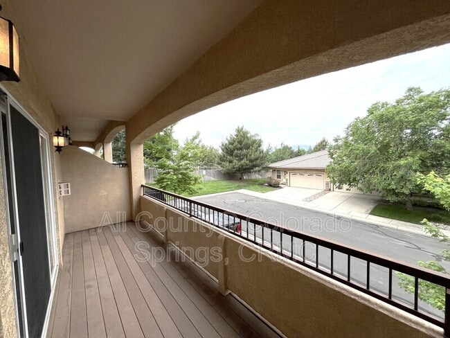 Building Photo - 4719 Iron Horse Villas Point