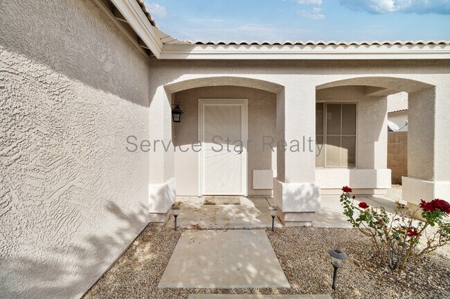 Foto del edificio - 9326 W Mary Ann Dr