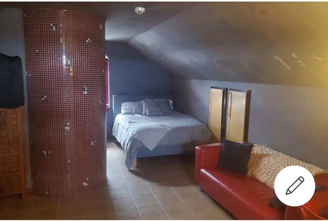 Foto del edificio - 4755 Heidi Ct