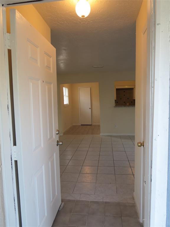 Building Photo - 12935 Blackpool Ln