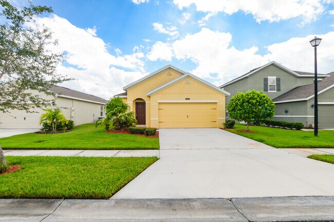 Foto del edificio - 11349 SW Patterson St