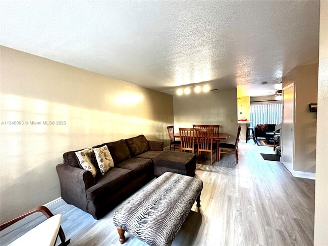 Building Photo - 11113 SW 154th Pl