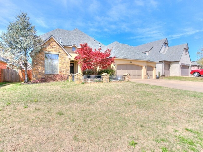 Building Photo - Gorgeous 2 Story Home In Bixby Schools!