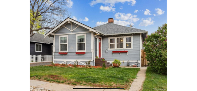 Building Photo - 2472 Ames St