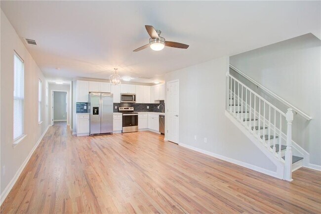 Building Photo - 1173 Arlington Ave SW