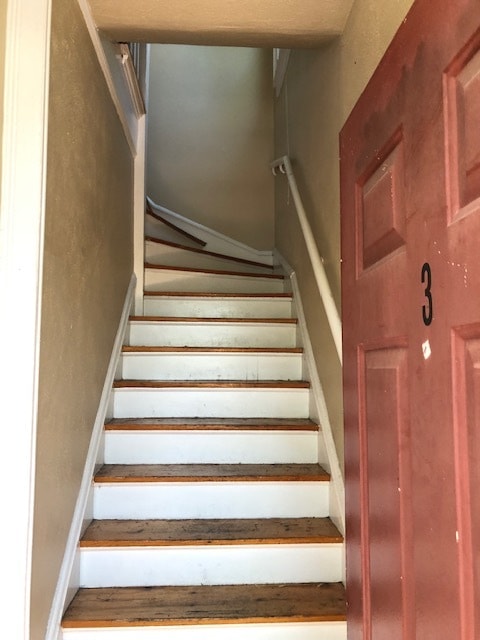 Building Photo - 3630 N Wayne Ave