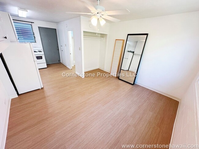 Building Photo - 1720 Poki St