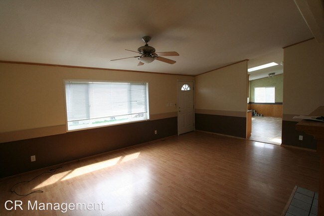 Foto del edificio - 3 br, 2.5 bath House - 229 Silver Maple Dr.
