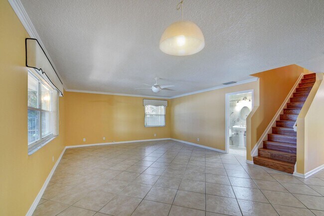 Building Photo - 6705 Rivermill Club Dr