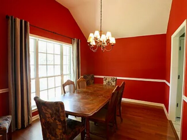 Foto del edificio - 3 Bed/2 Bath