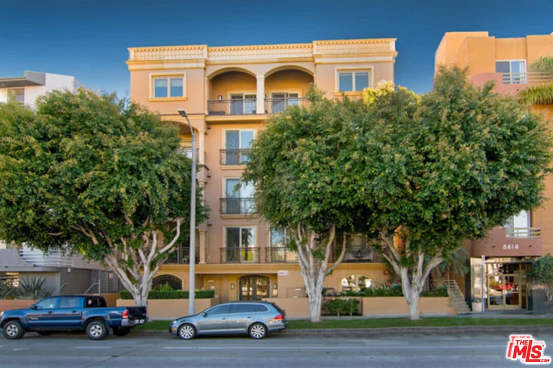 8612 Burton Way Unit 403, Los Angeles, CA 90048 Condo for Rent in Los Angeles, CA