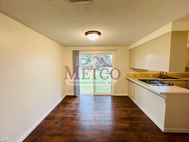 Building Photo - Charming 3-Bedroom Home on a Spacious .30-Acre Lot