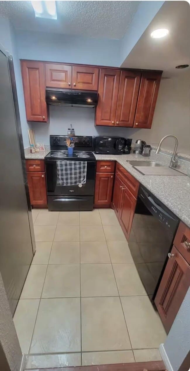 Building Photo - 1516 Bay Area Blvd