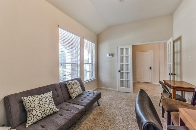 Building Photo - 6511 Lavender Bend Ln