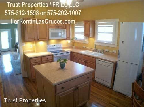Foto del edificio - 3 br, 2 bath House - 329 S. Miranda