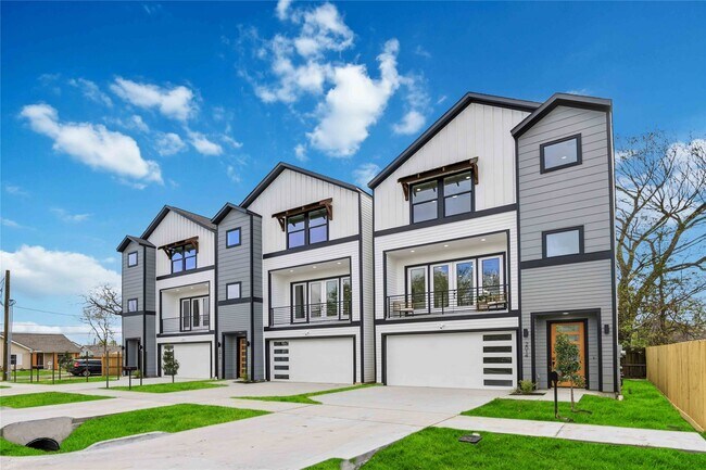 Foto del edificio - 2012 Yates St