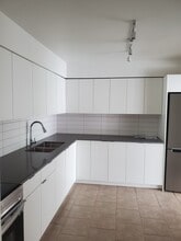 Building Photo - 1480-1480 Boundary Crescent