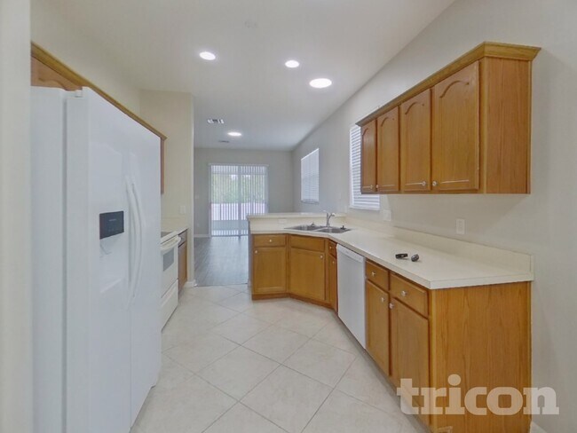 Foto del edificio - 1720 Mountclair Ct