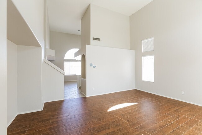 Foto del edificio - 11024 W Frier Dr