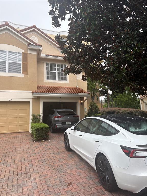 Foto del edificio - 6302 Daysbrook Dr