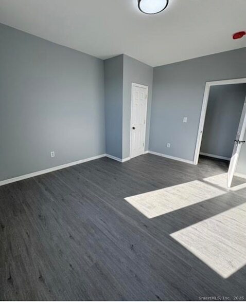 Foto del edificio - 511 E Main St