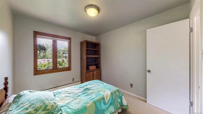 Dormitorio 2 - 1024 W 97th Ave