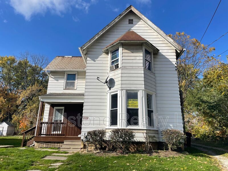 Primary Photo - 362 Furnace St