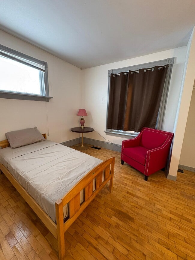 Photo du bâtiment - 24 Eddy St