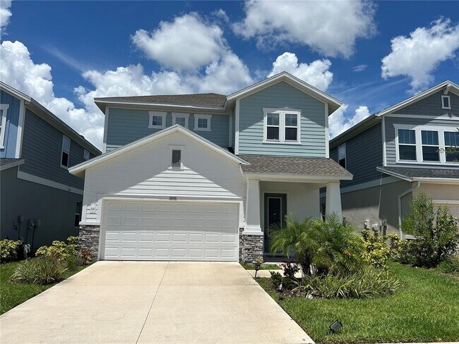 Building Photo - 3691 Front Park Dr
