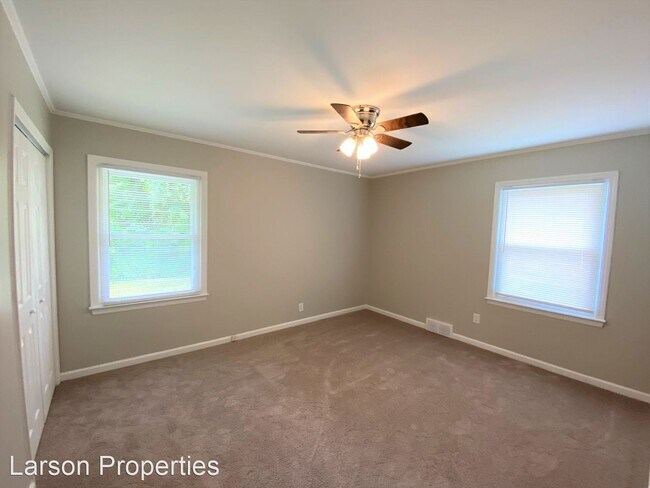 Foto del edificio - 3 br, 1 bath House - 1811 Lynnwood Drive