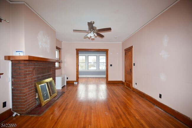Foto del edificio - 308 Hoboken Rd