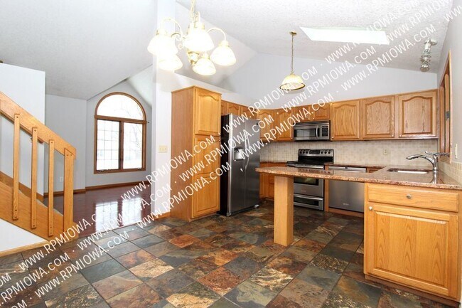 Foto del edificio - GRANITE COUNTERTOPS!! 3 Bedroom, 2.5 Bath ...