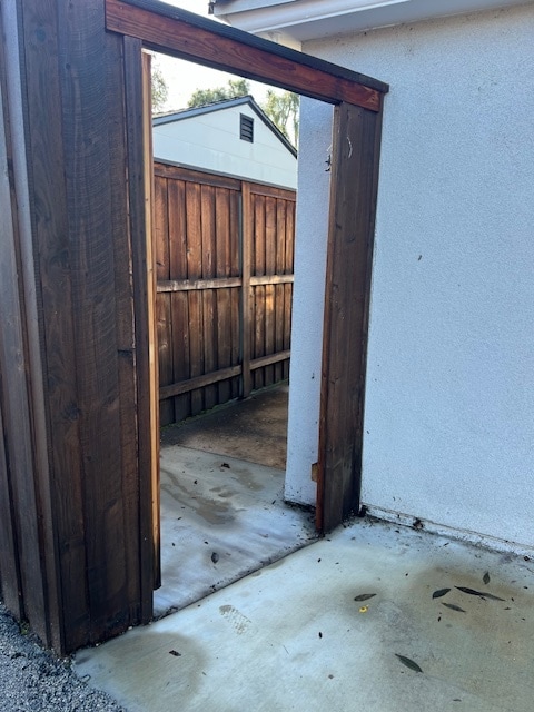 Private entrance from alley - 4178 Nagle Ave