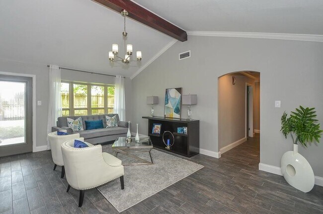 Foto del edificio - 867 Carlingford Ln